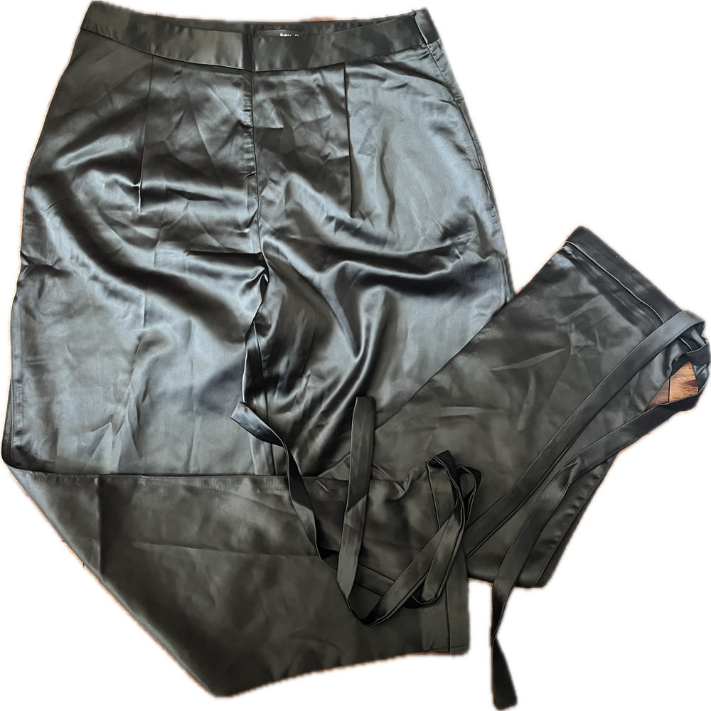 Hey U black silky open leg tie cuff pants large NWOT